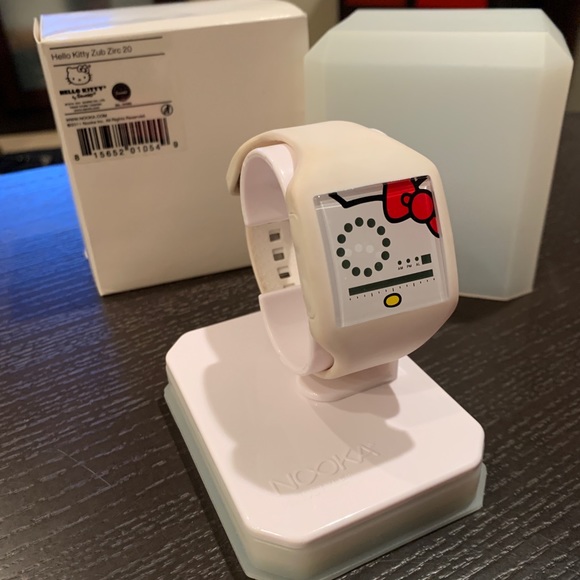 NOOKA Hello Kitty Watch - Picture 4 of 6